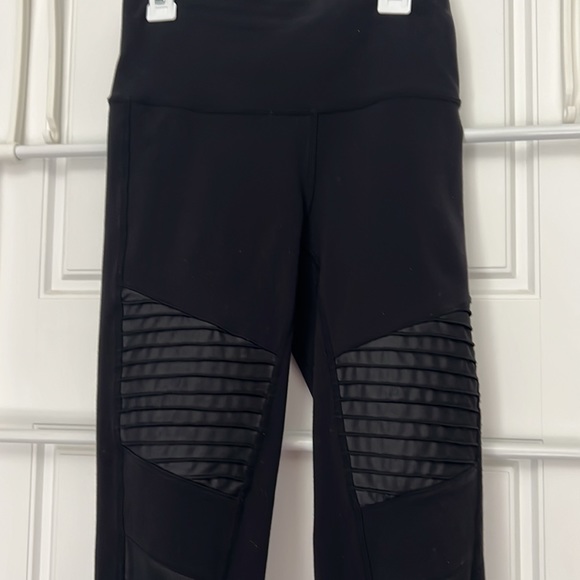 Alo Black Moto Leggings - Picture 3 of 6